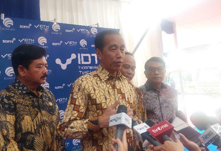 Jokowi Kesal Indonesia Banjir Impor Perangkat Teknologi: Kenapa Kita Diam?