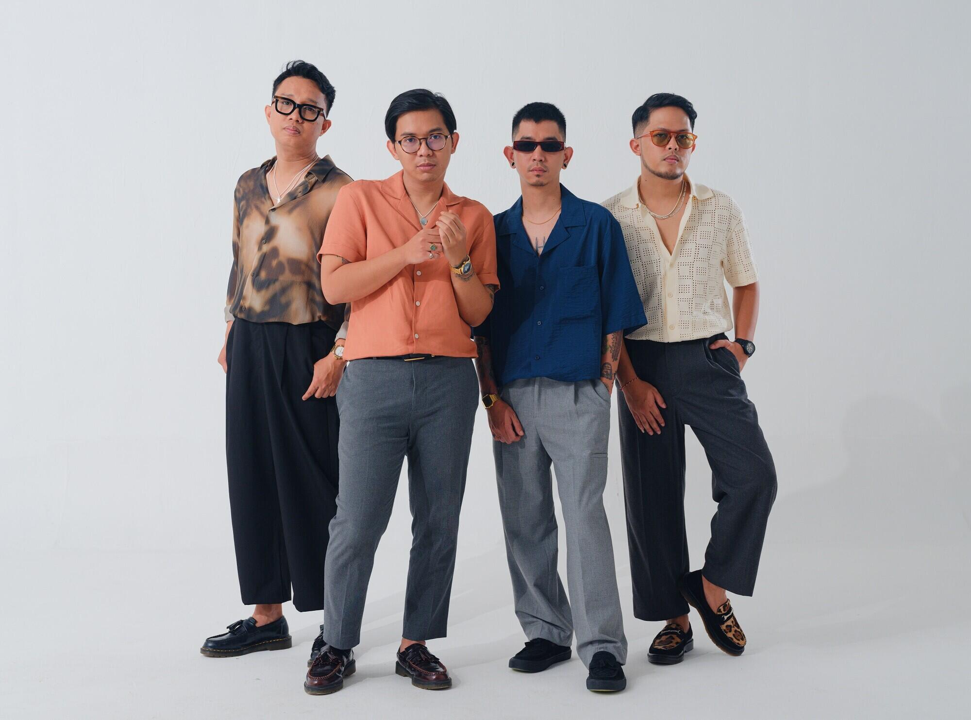 Sal Priadi &amp; For Revenge Ramaikan Supermusic Superstar Intimate Session Jakarta!