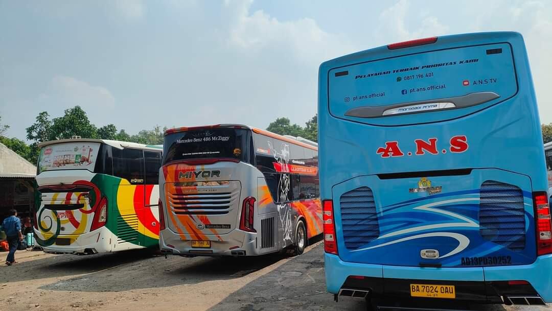Bus AKAP Sumatera Barat: Persaingan Sengit di Jalur Jakarta - Padang