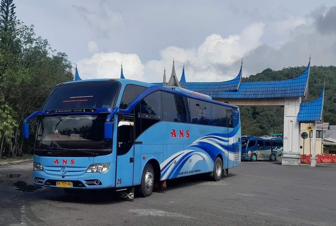 Bus AKAP Sumatera Barat: Persaingan Sengit di Jalur Jakarta - Padang