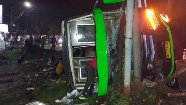 Fakta-fakta Kecelakaan Maut Bus Rombongan SMK Lingga Kencana Depok!