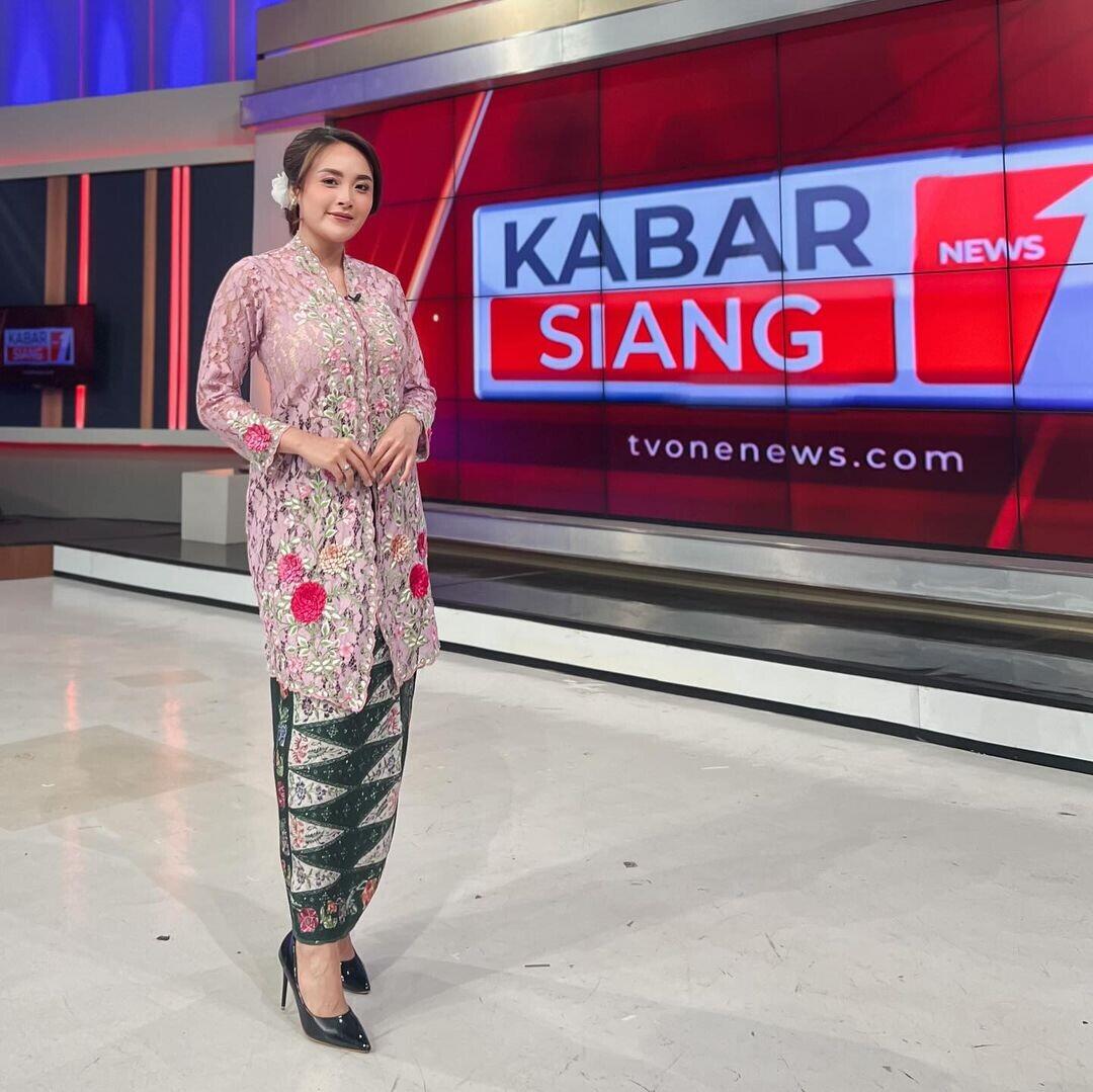 Biodata Lengkap Presenter Prima Alvernia TvOne