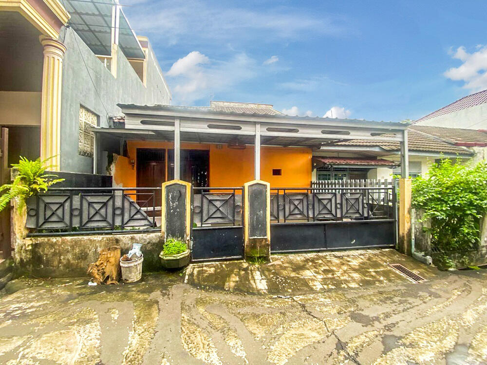 Rumah Dijual di Komplek Bukit Sukatani Palembang Dekat Indogrosir Palembang