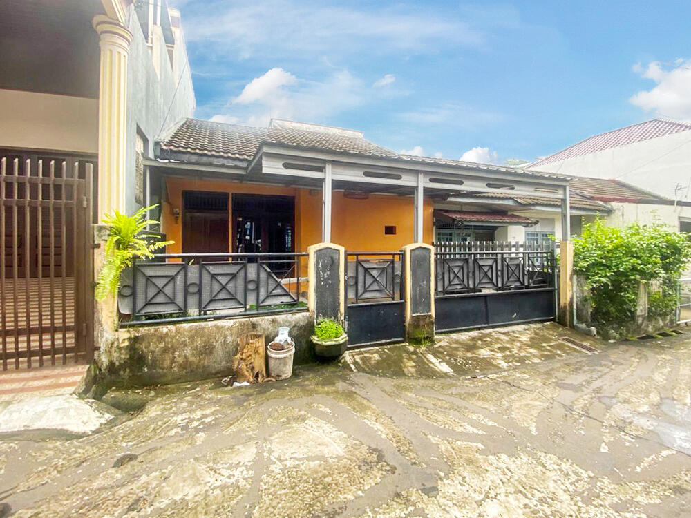 Rumah Dijual di Komplek Bukit Sukatani Palembang Dekat Indogrosir Palembang