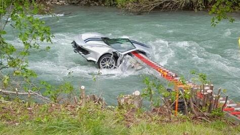 Ferrari 488 Pista Mandi di Sungai, Pemiliknya Dipastikan Ambyar
