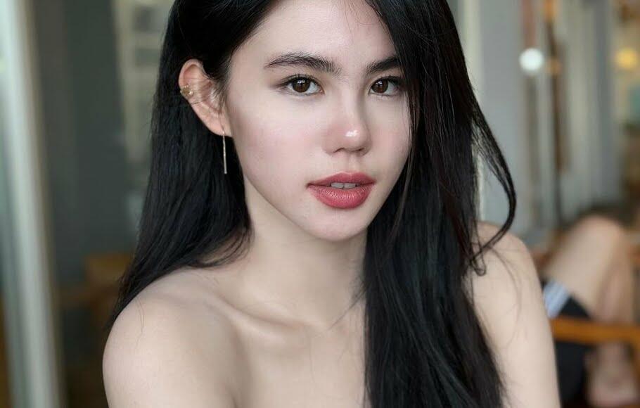 Potret Cantik Zoe Levana, Selebgram yang Terjebak di Jalur Busway!