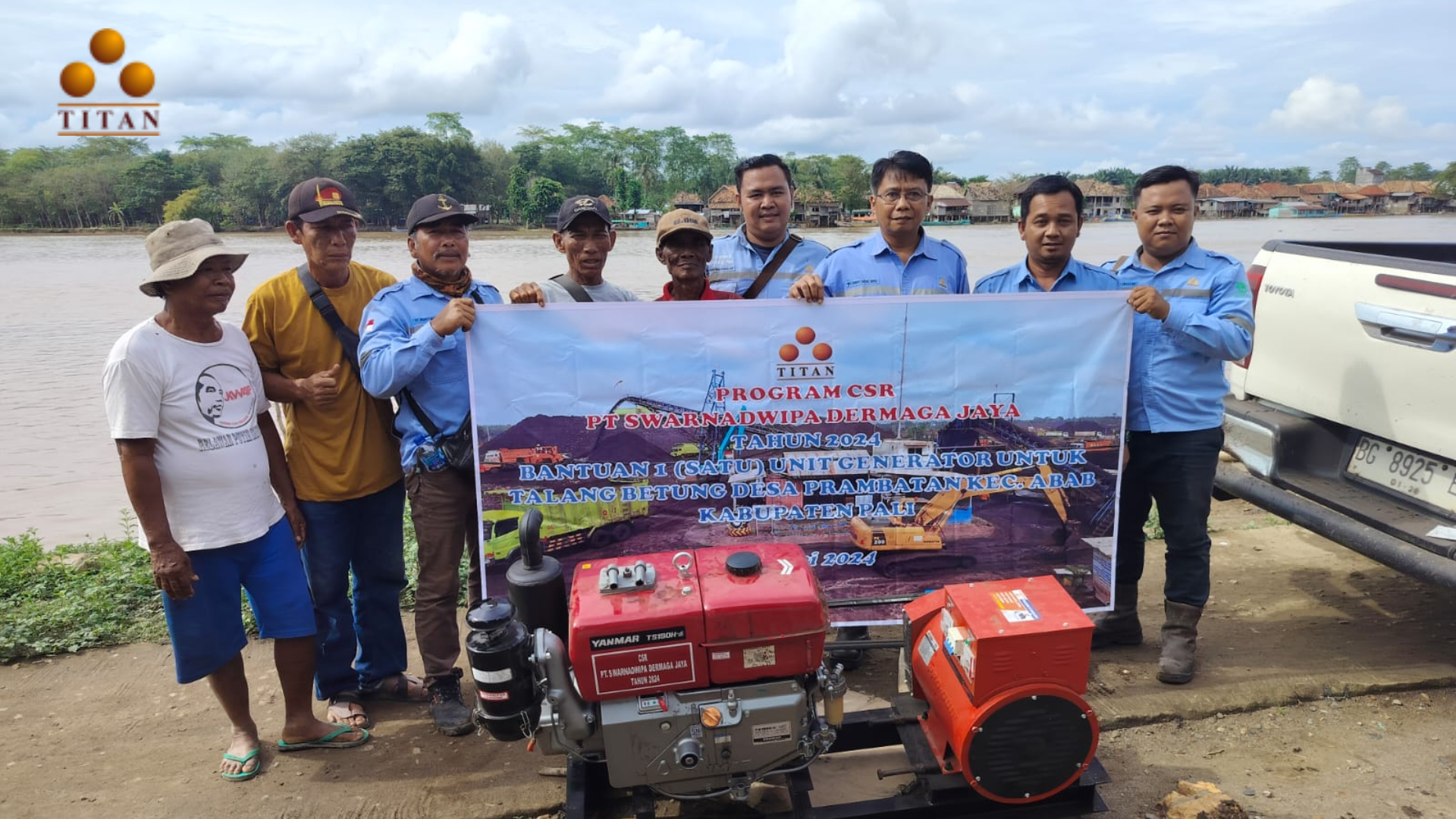 PT Swarnadwipa Dermaga Jaya (Titan Group) Memberikan Bantuan 1 Unit Mesin Generator