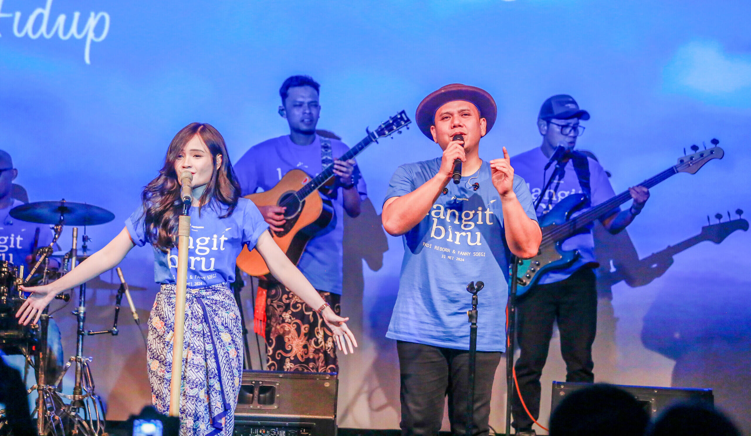 Padi Reborn Gandeng Fanny Soegi Luncurkan Single “Langit Biru”