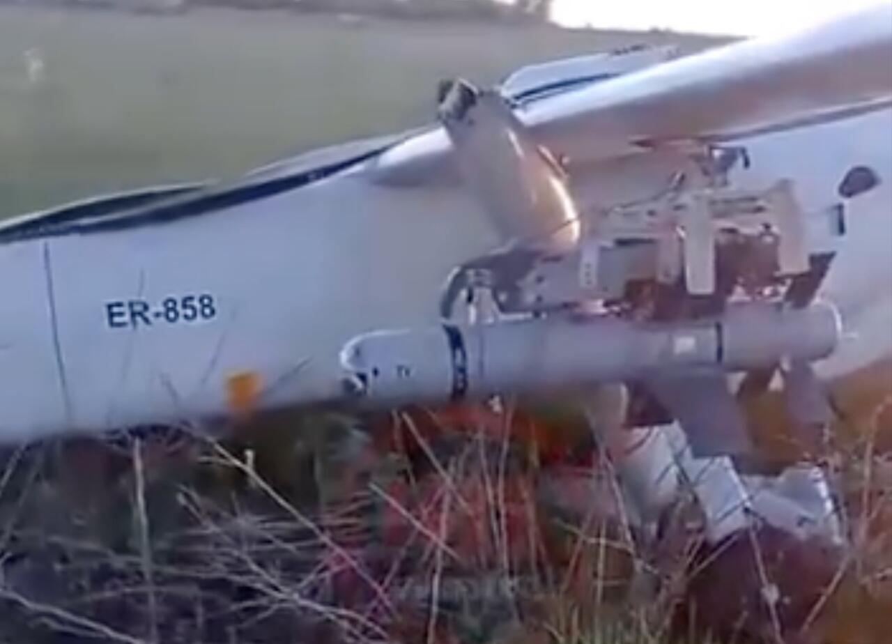 Drone Mohajer-6 Jatuh di Dekat Perbatasan Ukraina, Paket Bom Gagal Dikirim 