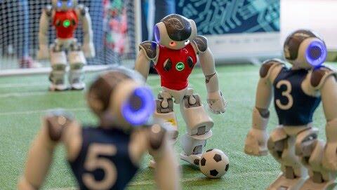 Nggak Perlu Naturalisasi! Robot-robot Berbasis AI Sudah Bisa Main Bola Lho Gansist