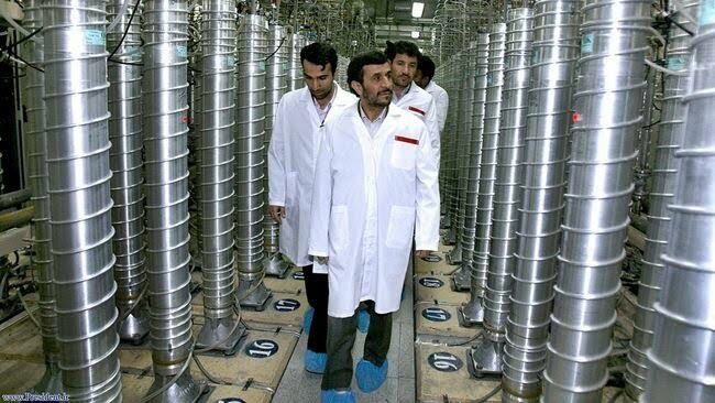 Free Israel From World Map! Mahmoud Ahmadinejad Daftar jadi Capres Iran