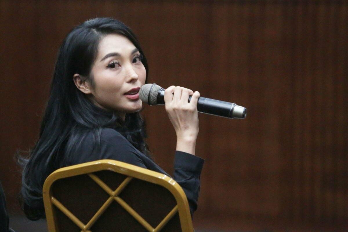 Barang-barang Mewah yang Diberikan SYL ke Biduan Nayunda, Apa Sajakah Itu?