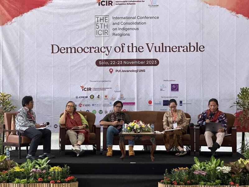 Konferensi ICIR ke-5: Dorong Pengakuan Hukum Adat di Indonesia