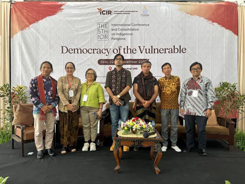 Konferensi ICIR ke-5: Dorong Pengakuan Hukum Adat di Indonesia