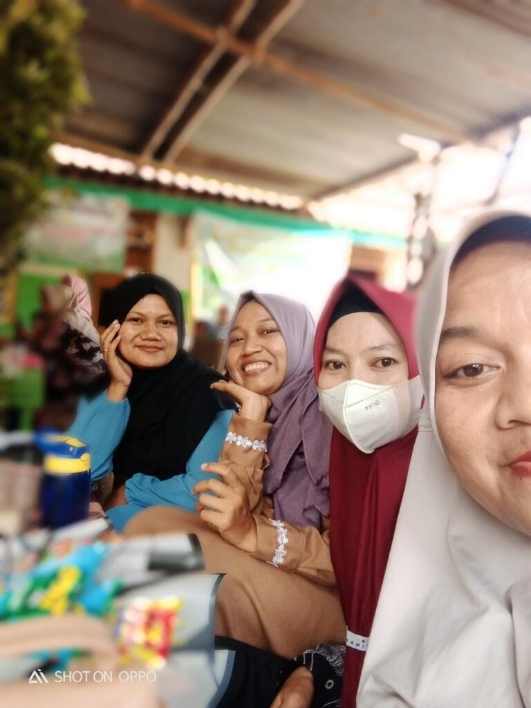 Acara Perpisahan TK Dharma Wanita PGRI Kedaleman Wetan Berjalan Lancar dan Meriah