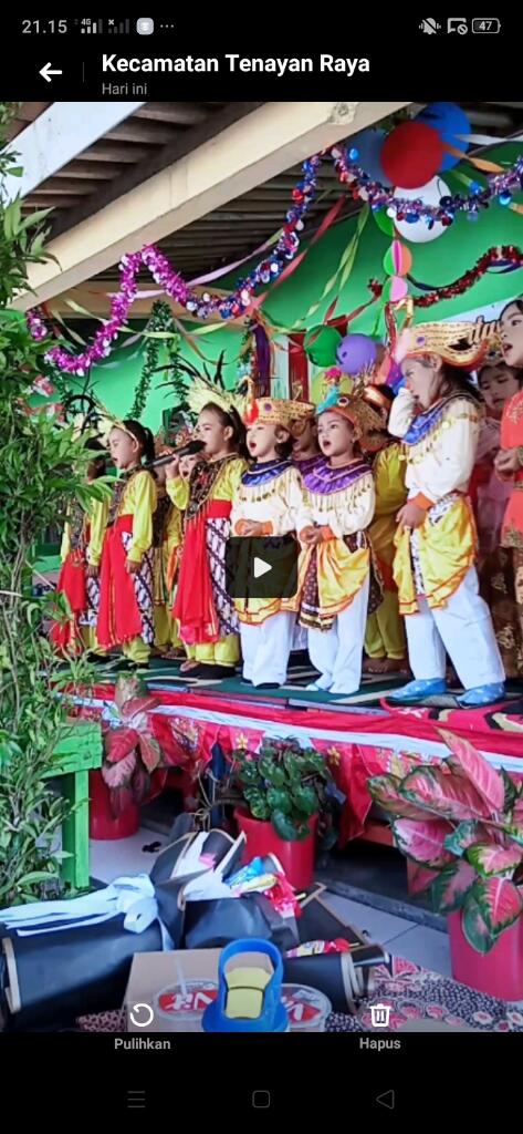Acara Perpisahan TK Dharma Wanita PGRI Kedaleman Wetan Berjalan Lancar dan Meriah