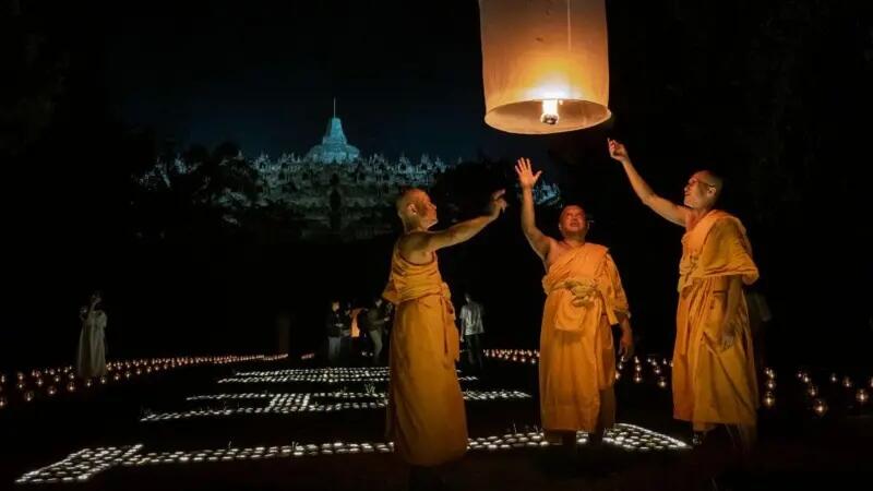 Bagaimana asal-usul ajaran Buddha di Indonesia