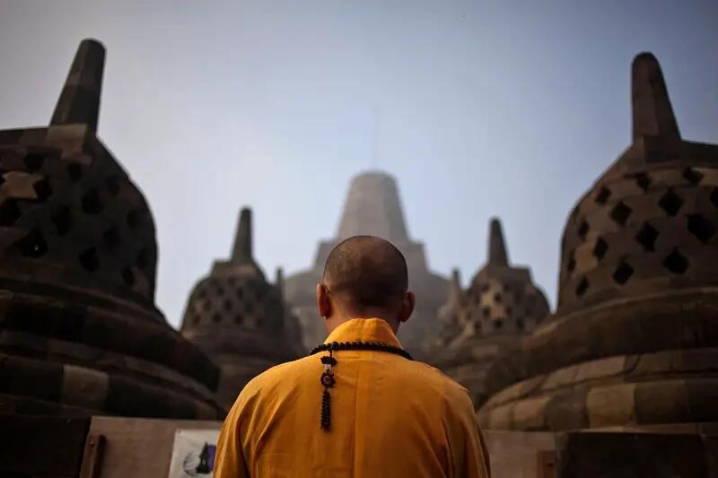Bagaimana asal-usul ajaran Buddha di Indonesia