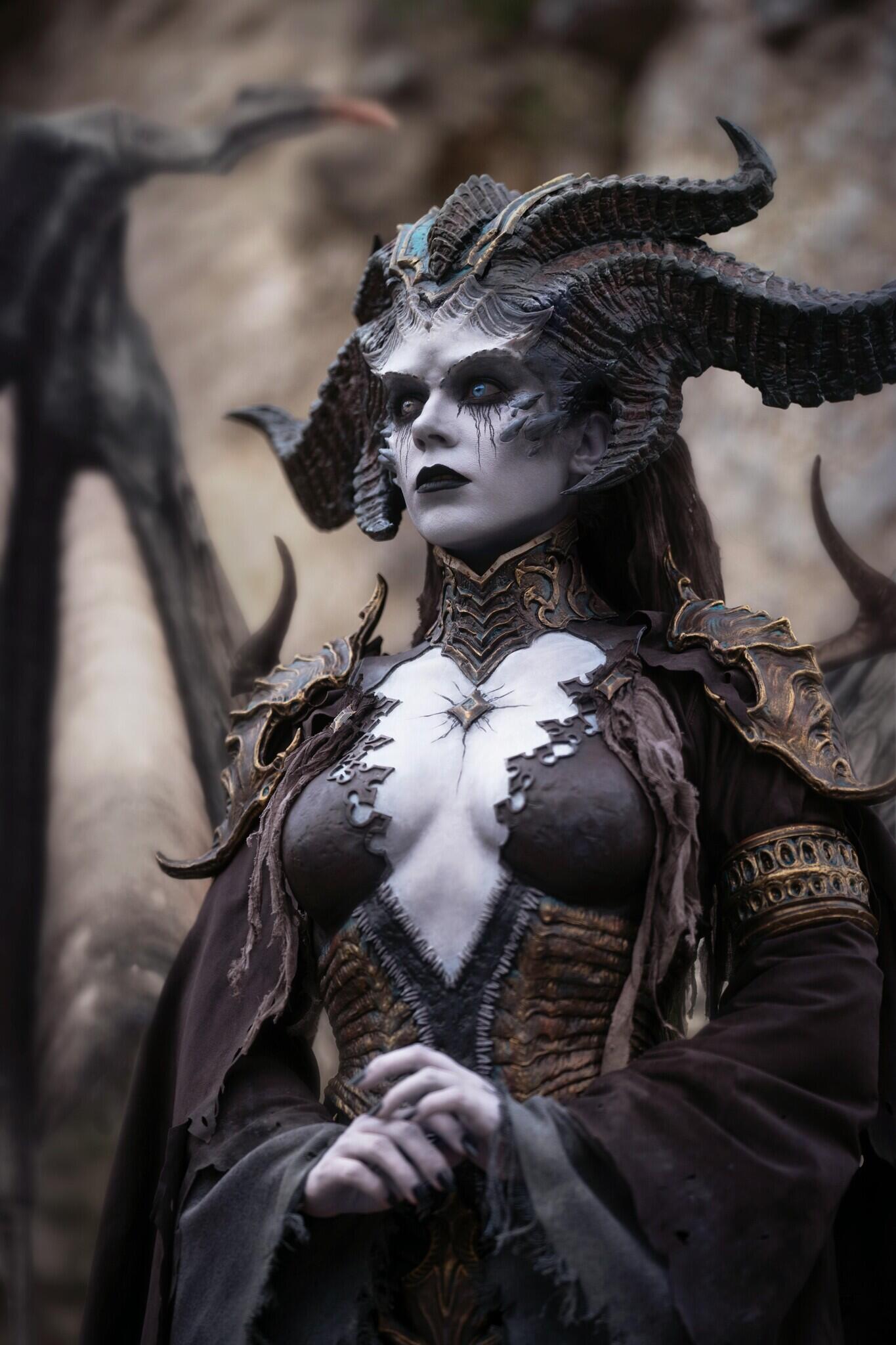 Lilith : Sang Ibunda Para Demon