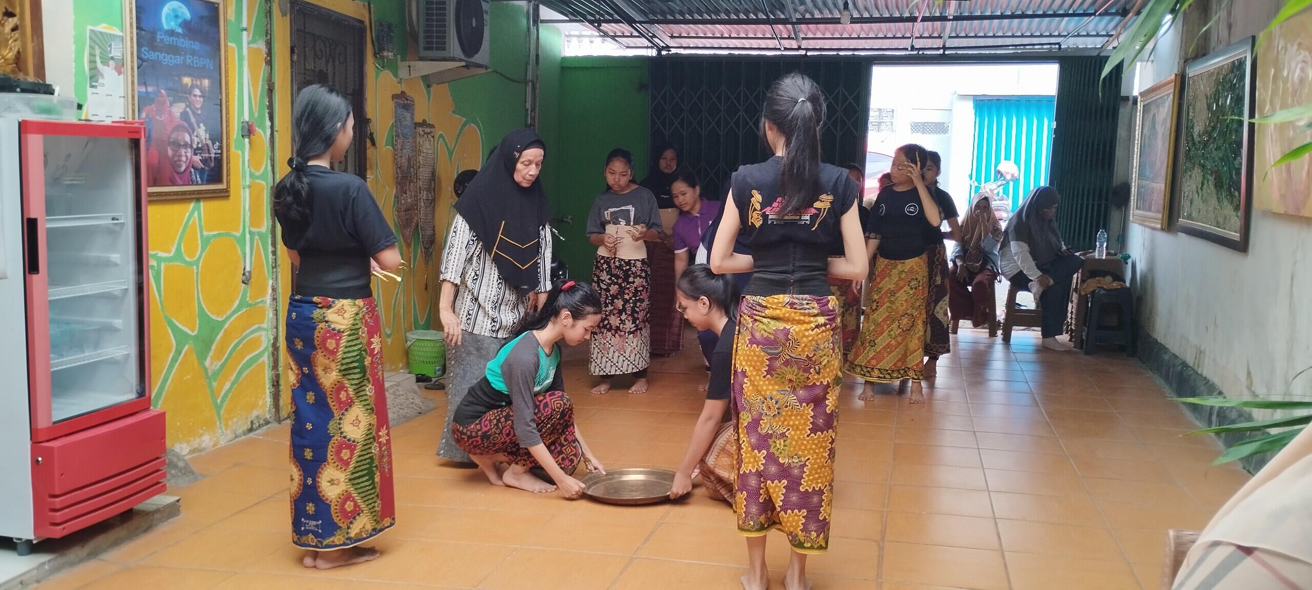 TARI PAGAR PENGANTIN PALEMBANG