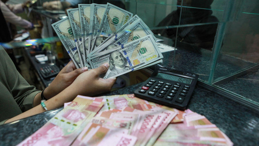 Rupiah Salah Satu Mata Uang Terburuk di Asia di 2024