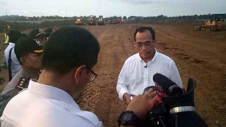 Sewa Helikopter Menteri Budi Karya Diduga Dibiayai Dana Korupsi Proyek Kereta Api