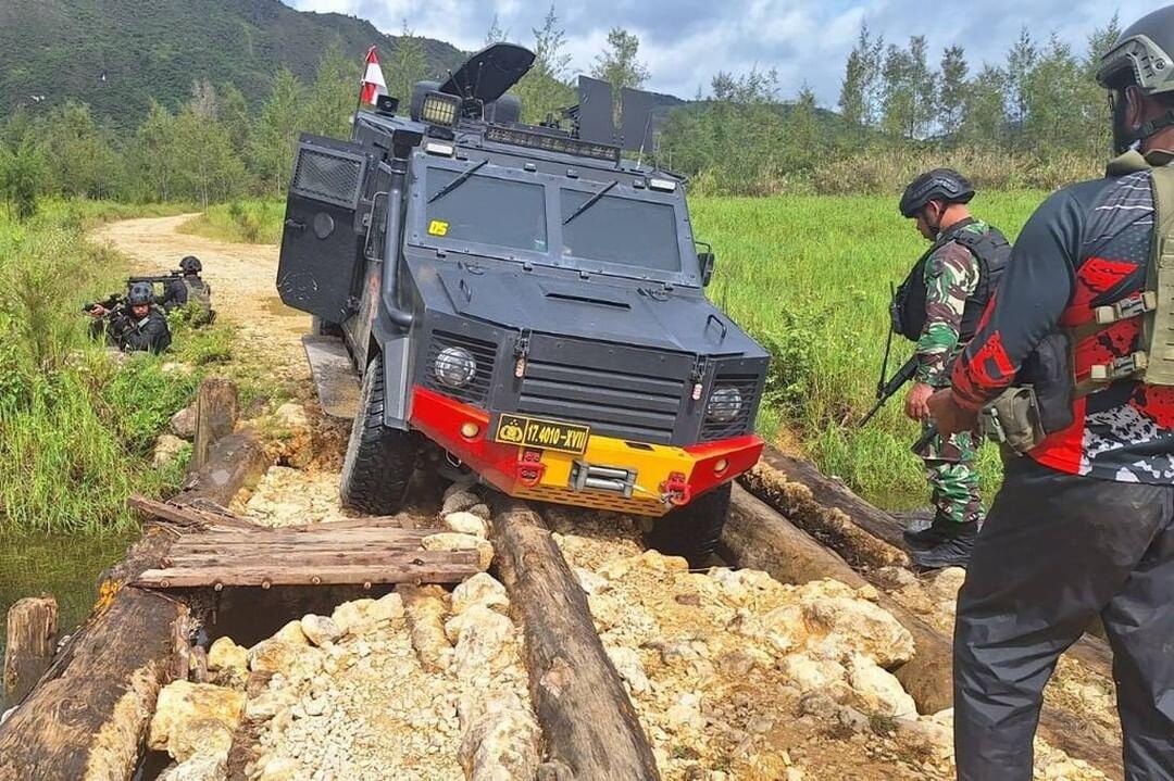 First Look: Kendaraan Taktis Leopard 4x4 Milik Brimob Pertama Kali Terlihat di Papua
