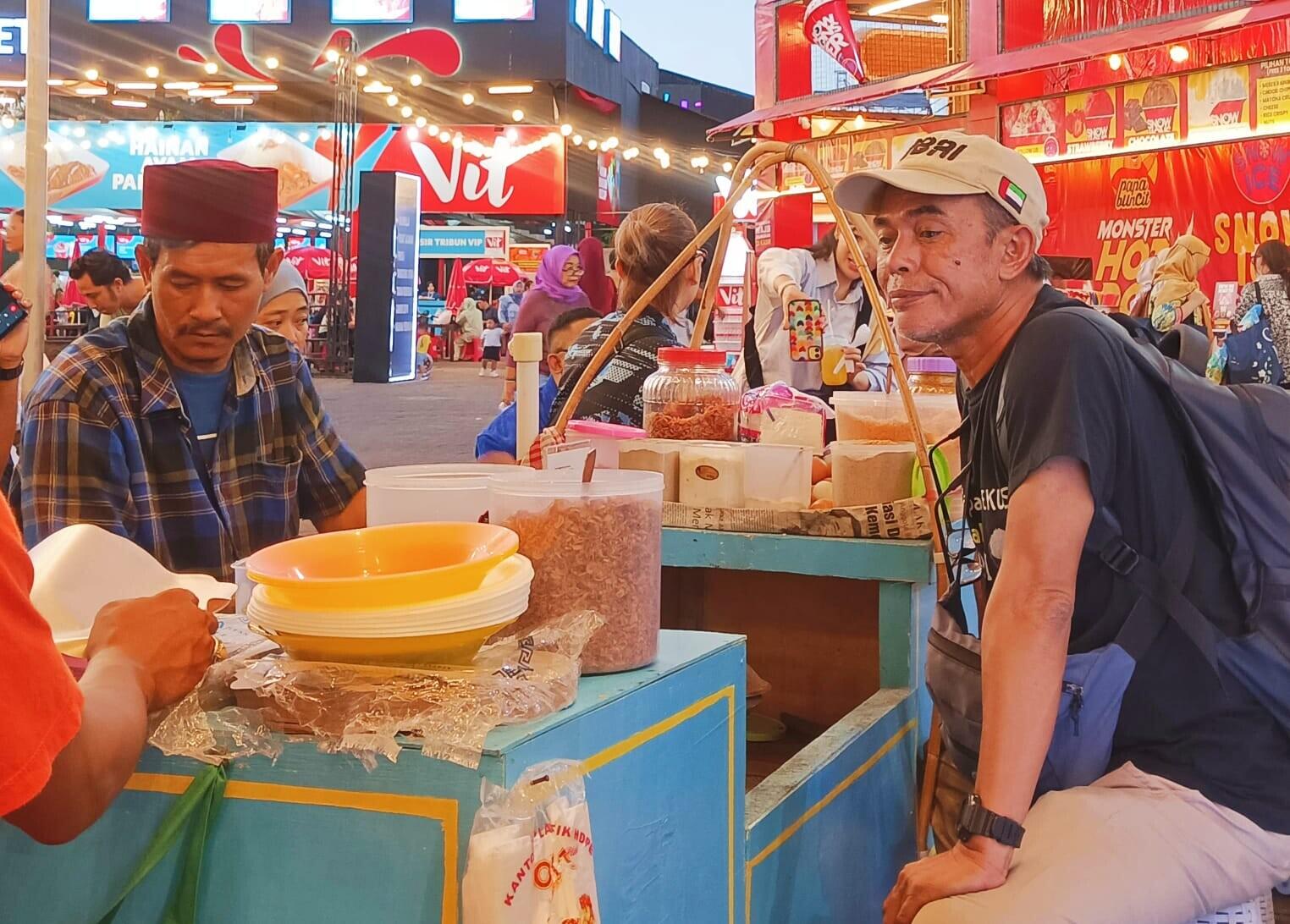 Literasi Kerak Telor, Pemimpin Harus Tahu Diri