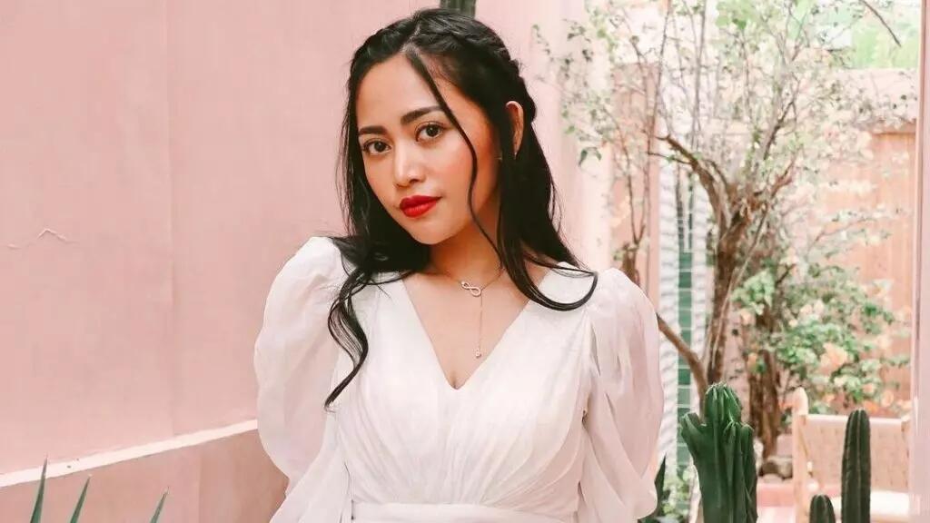 Selebgram Rachel Vennya Di-bully Gara-gara Punya Payudara Besar!