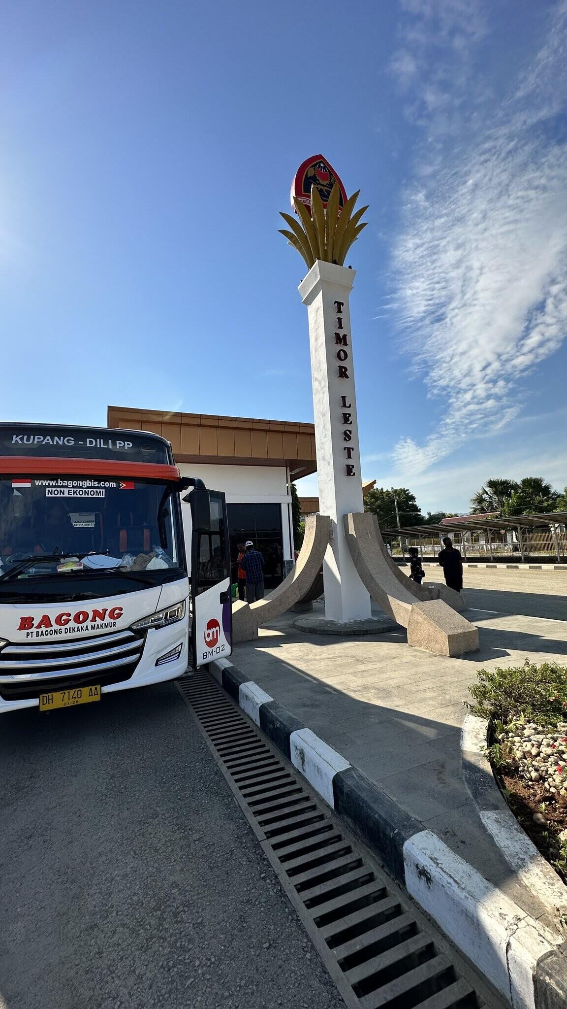 Menjelang Kunjungan Paus ke Dili, Rute Kupang-Dili Hanya Tersedia Lima Bus
