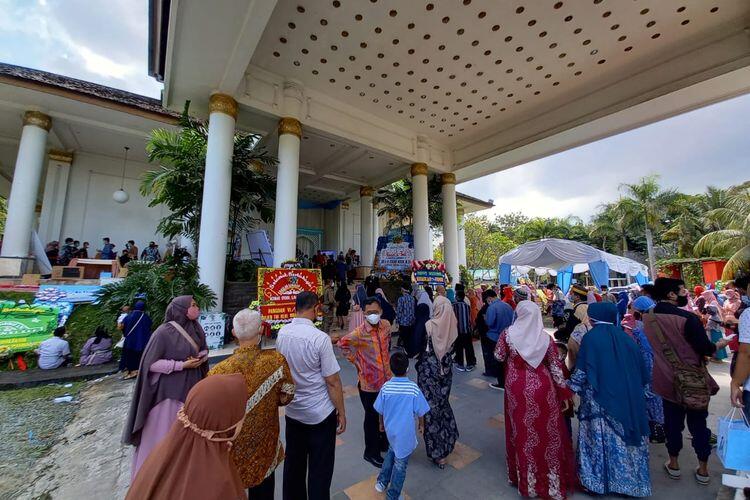 Apakah Mengundang Tamu Pernikahan di Indonesia Pantas Menggunakan Undangan Digital?