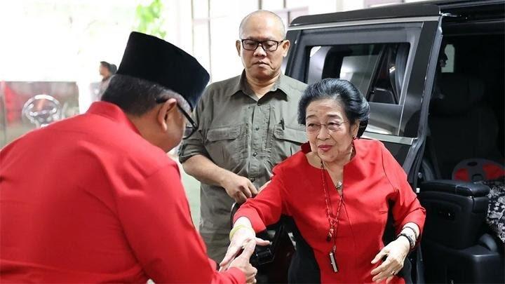 Megawati Lantik Ahok jadi Ketua DPP PDIP
