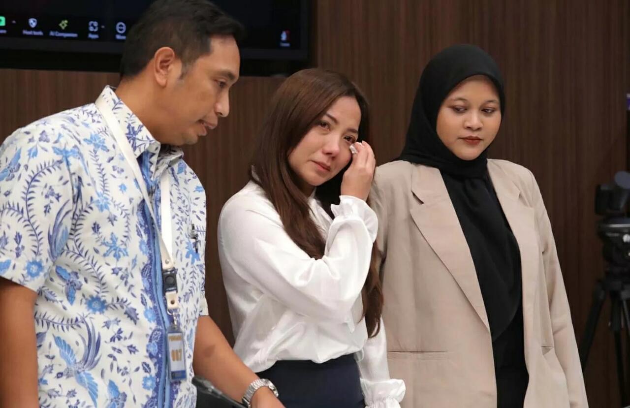 Sosok Cindra Aditi, Perempuan Cantik yang Wikwik Dengan Ketua KPU!