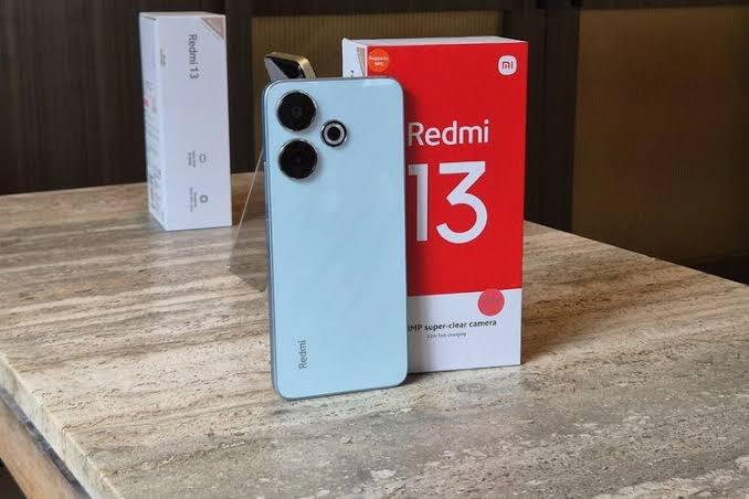 Pengalaman Pribadi Menggunakan Redmi 13 | HP 2 Jutaan yang Mengejutkan