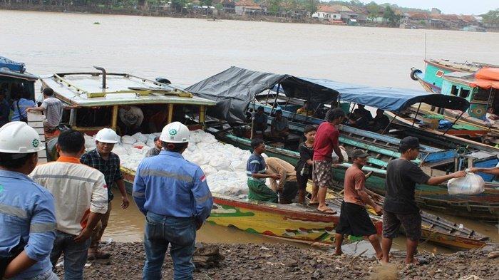 Anak Perusahaan Titan Infra Energy Group Bagikan Ribuan Paket Sembako