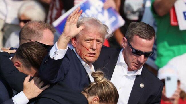 Donald Trump Ditembak Saat Kampanye, Begini Kondisinya Sekarang! Siapa Dalangnya?