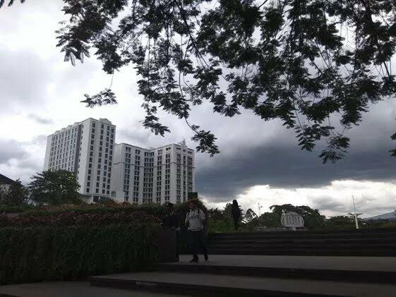 BMKG Sebut Cuaca Jawa Terasa Lebih Dingin, Ada yang Merasa Juga?