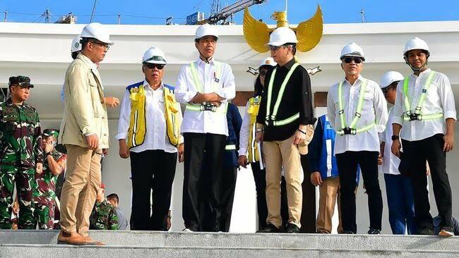 Gagal Ngantor di IKN Bulan Juli, Kini Presiden Jokowi Salahkan Hujan Deras!