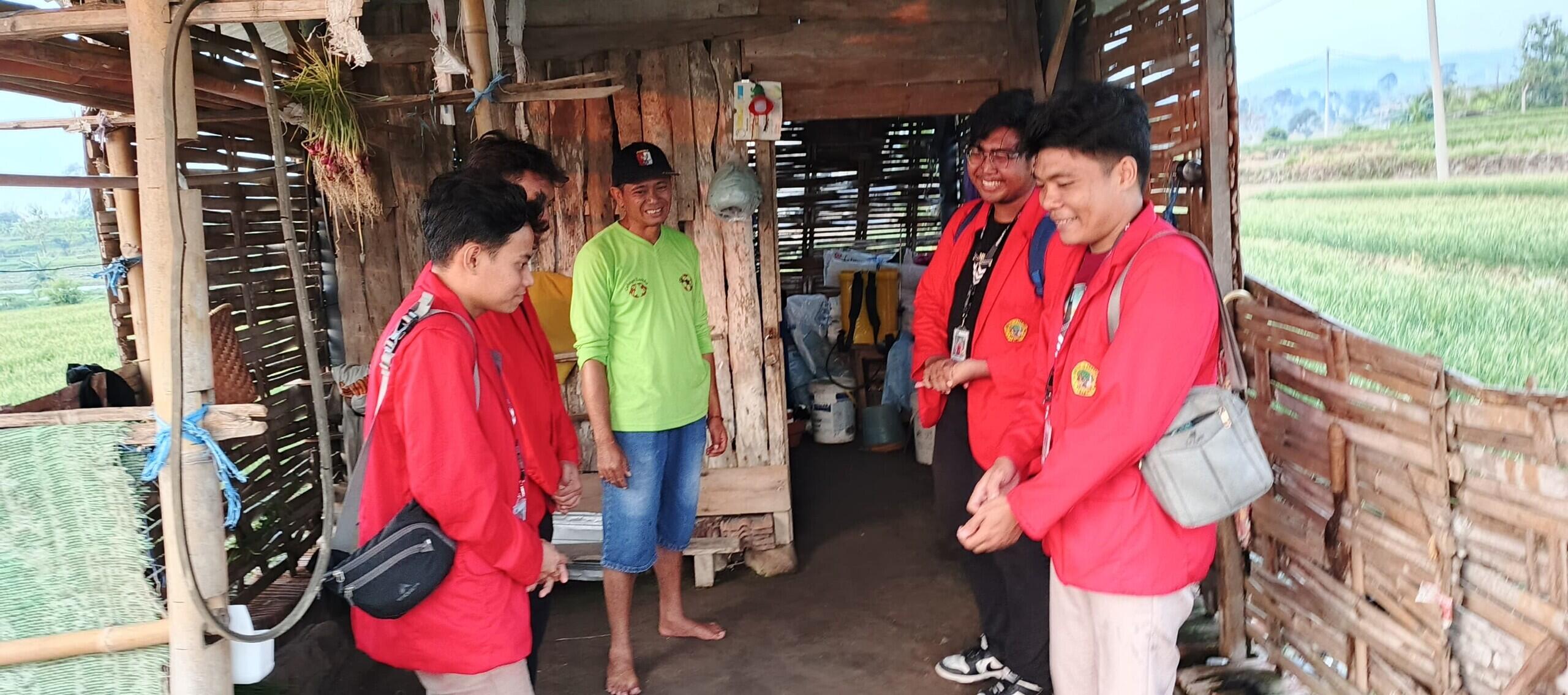 POWER SPRAY SOLUSI ALAT PESTISIDA ELEKTRIK PENGENDALIAN HAMA DIDESA KEMIRI
