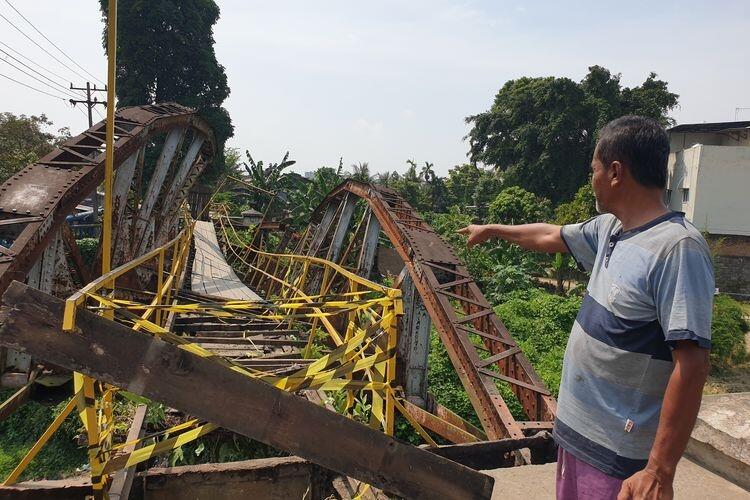 Jembatan di Medan Ambruk Setelah Digoyang-goyangkan Puluhan Pelajar