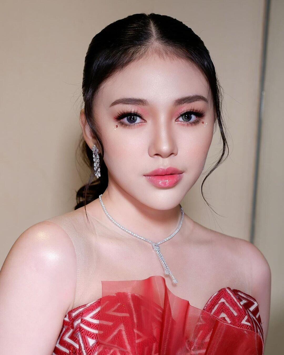 Potret Betapa Cantiknya Anneth Delliecia Idol Junior Yang Selelu Dihati Penggemar
