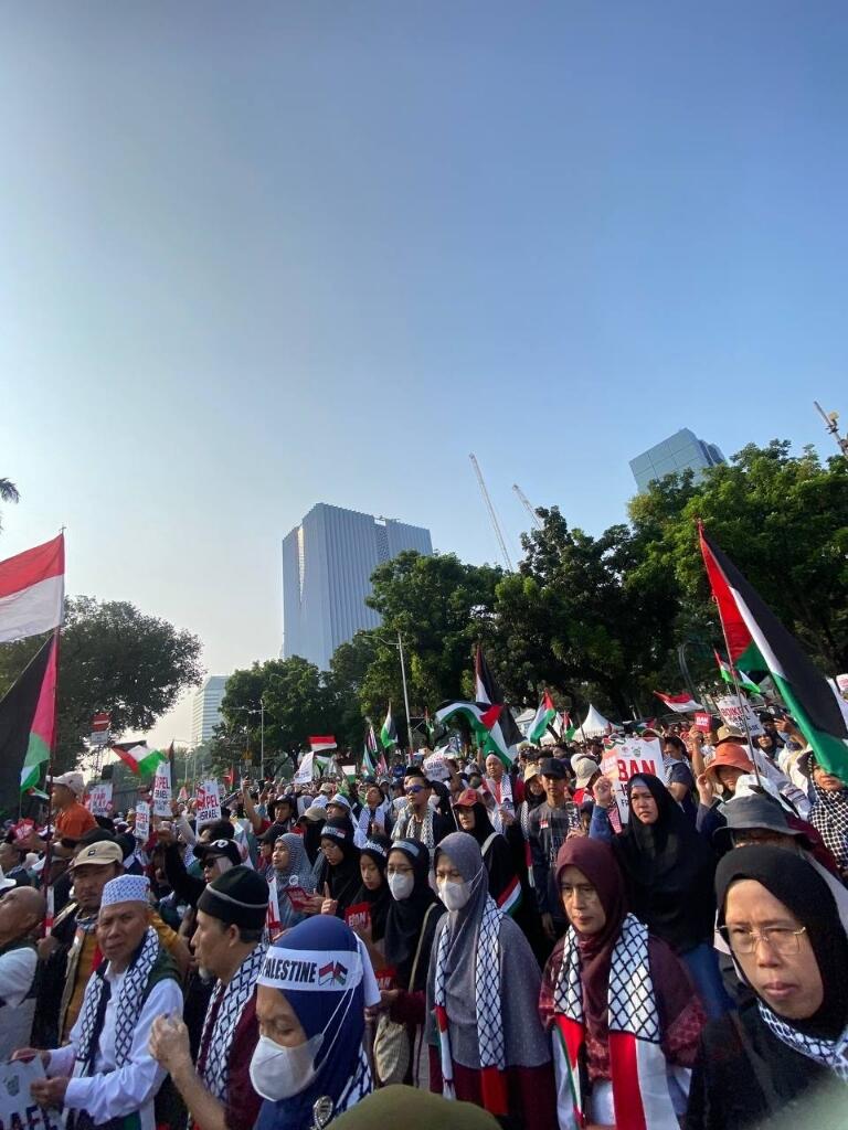 Ada Aksi Bela Palestina, Polisi Lakukan Pengalihan Lalu Lintas di Patung Kuda Monas