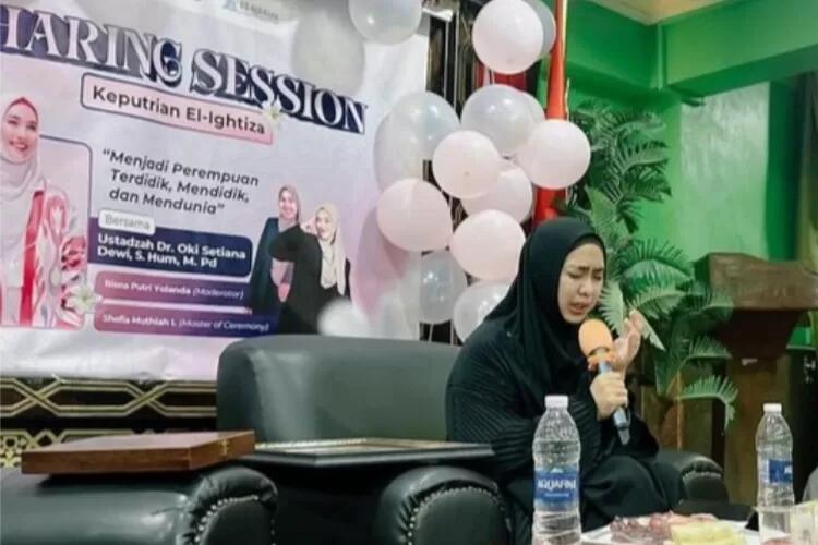 Ustazah Oki: Suami Nikahi Istri Kedua Tanpa Sepengetahuan Istri Pertama Hukumnya Sah!