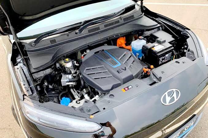 Alasan Sebenarnya, Kenapa Motor Dan Mobil Listrik Nggak Ada Knalpotnya