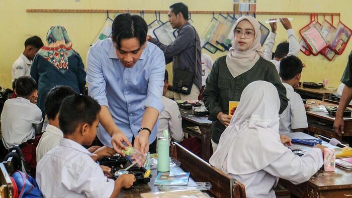 Gibran Kawal Ujicoba Makan Bergizi Gratis, Digelar Hingga Oktober 2024
