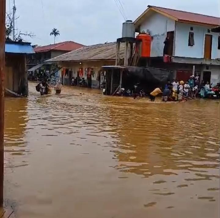 Karyawan Terdampak Banjir Kecewa dengan Ketidakpedulian Serikat Buruh