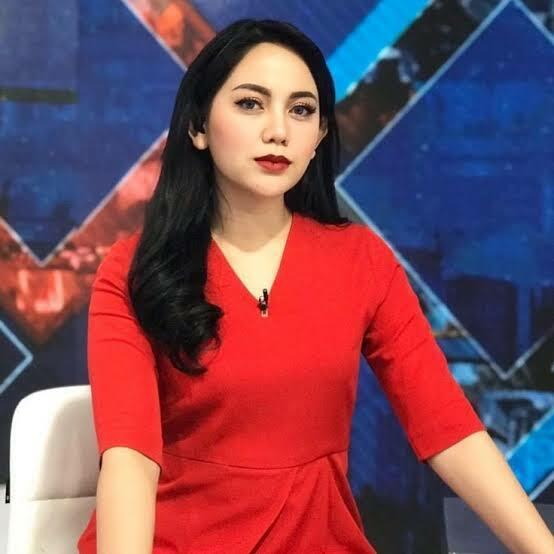 5 Wanita Cantik Pembawa Acara Berita TV di RI, Nomor 1 Hobi Membaca Lho Gansist!