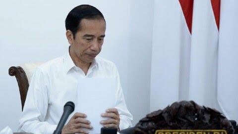 Salut! 3 Bulan Selesai Masa Jabatan, Jokowi masih sering Kaget: Ini 5 Potretnya!