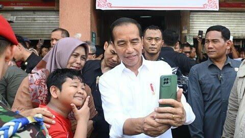 Salut! 3 Bulan Selesai Masa Jabatan, Jokowi masih sering Kaget: Ini 5 Potretnya!
