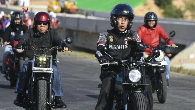 Jokowi Touring Motor Bareng Artis Ibukota di IKN Nusantara, Ini 5 Penampakannya Gan!